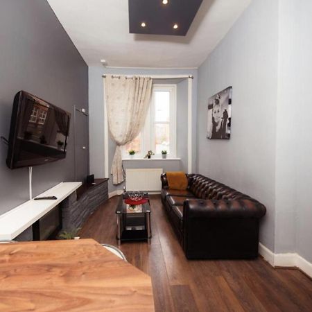 Warm Apartment By Holyrood Palace! Единбург Екстериор снимка
